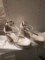 Damen Schuhe mit Absatz Nordrhein-Westfalen - Remscheid Vorschau