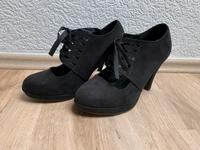 Schwarze High Heels Größe 38 von Street Shoes Nordrhein-Westfalen - Hille Vorschau