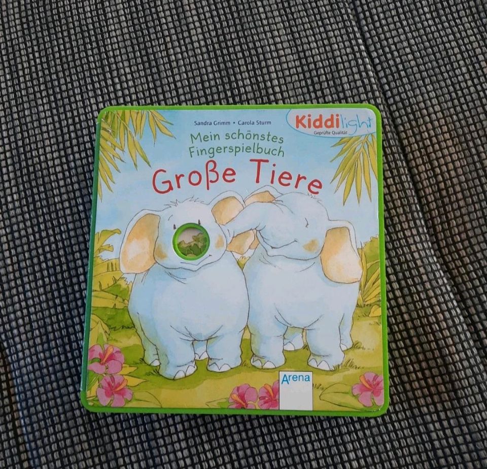 Mein schönstes Fingerspielbuch Große Tiere in Altenmünster