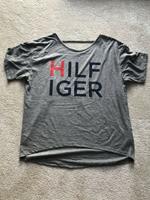 Shirt von TOMMY HILFIGER, toller Rückenausschnitt, wie neu Hessen - Erzhausen Vorschau