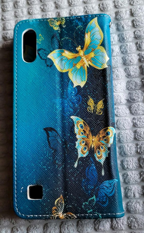 Design TPU Klapphülle für das Samsung Galaxy A10 in Bielefeld