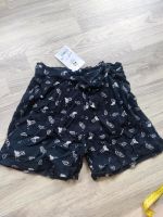 Gr. 146 NEU Yigga Shorts Paperbag schwarz weiß mit Gürtel Niedersachsen - Peine Vorschau