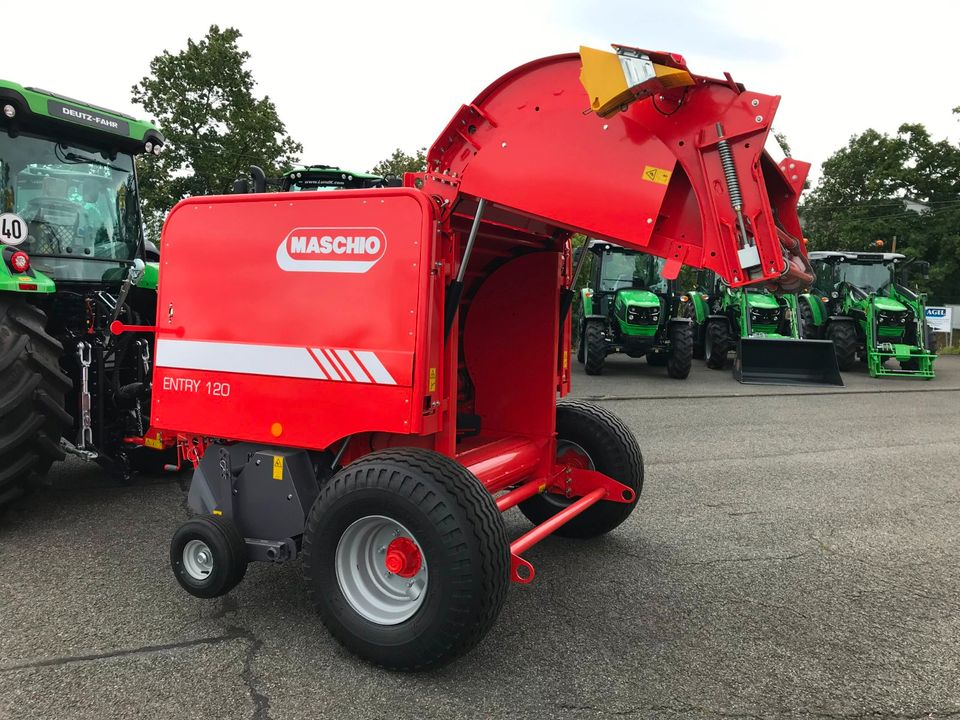 Maschio Entry 120 Festkammerpresse Rundballenpresse in Wipfratal