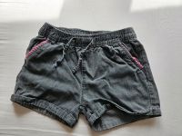 Shorts kurze Hose Gr 122 grau Mädchen Sachsen - Radebeul Vorschau