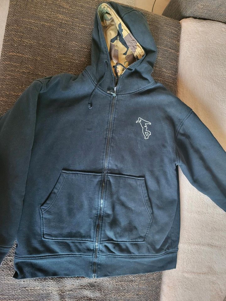 Titus Sweater Jacke Gr L schwarz Herren in Salzwedel