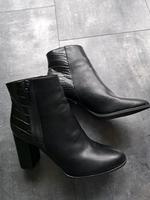 Esprit Stiefelette Gr 41 Niedersachsen - Ahlerstedt Vorschau