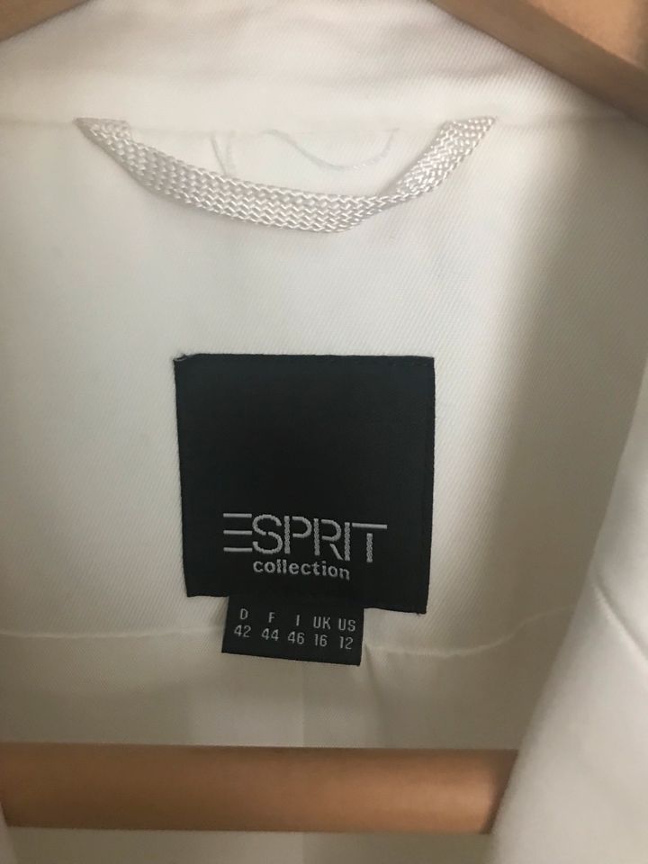 Weißer Esprit Anzug in Frankfurt am Main