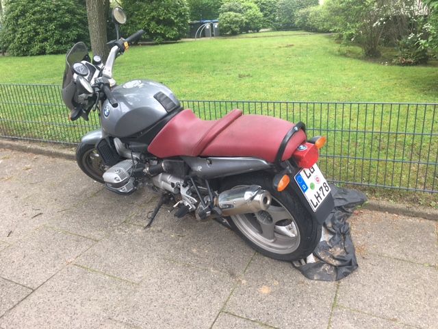 BMW Motorrad wie auf dem Bild in Hamburg