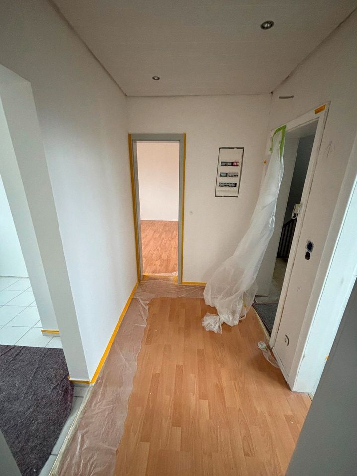 2 Zimmer + Küche/Diele/Bad - Wohnung Dachgeschoss klimatisiert in Oberhausen