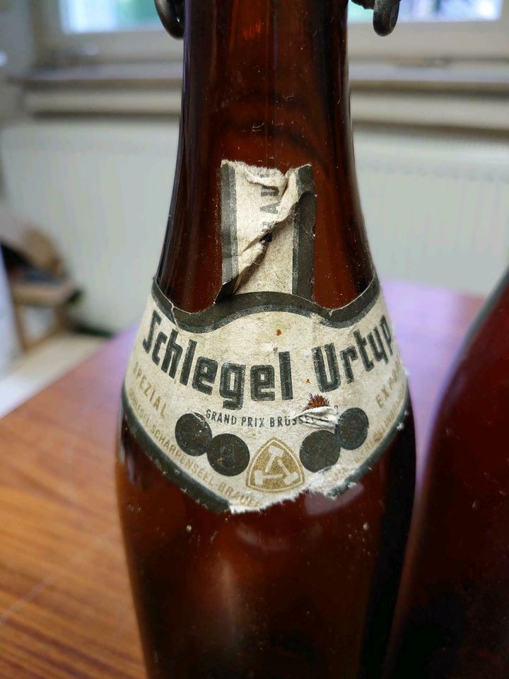 Alte Schlegel-Urtyp-Pils-Bügelflasche-selten-Brüssel-Sammler-Bier in Herne