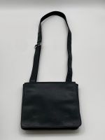 * LONGCHAMP KLEINE UMHÄNGETASCHE TASCHE SCHWARZ LEDER Berlin - Reinickendorf Vorschau