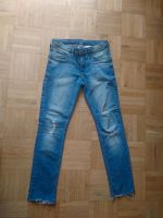 H&M Stretch Jeans Hose Größe 134 Nordrhein-Westfalen - Bergisch Gladbach Vorschau