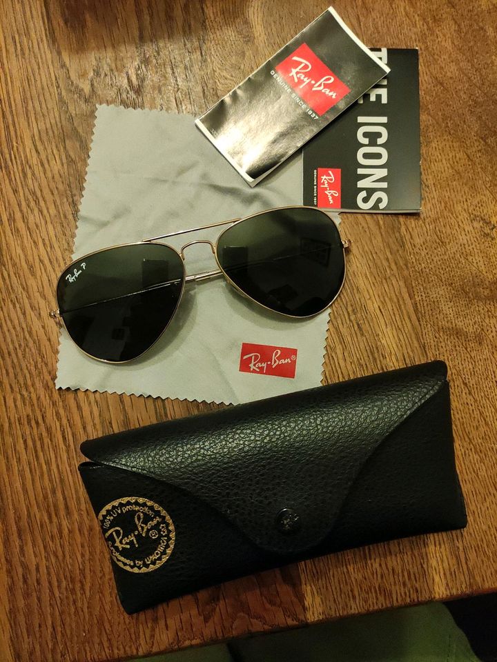 Sonnenbrille Ray Ban neu in Grafenau