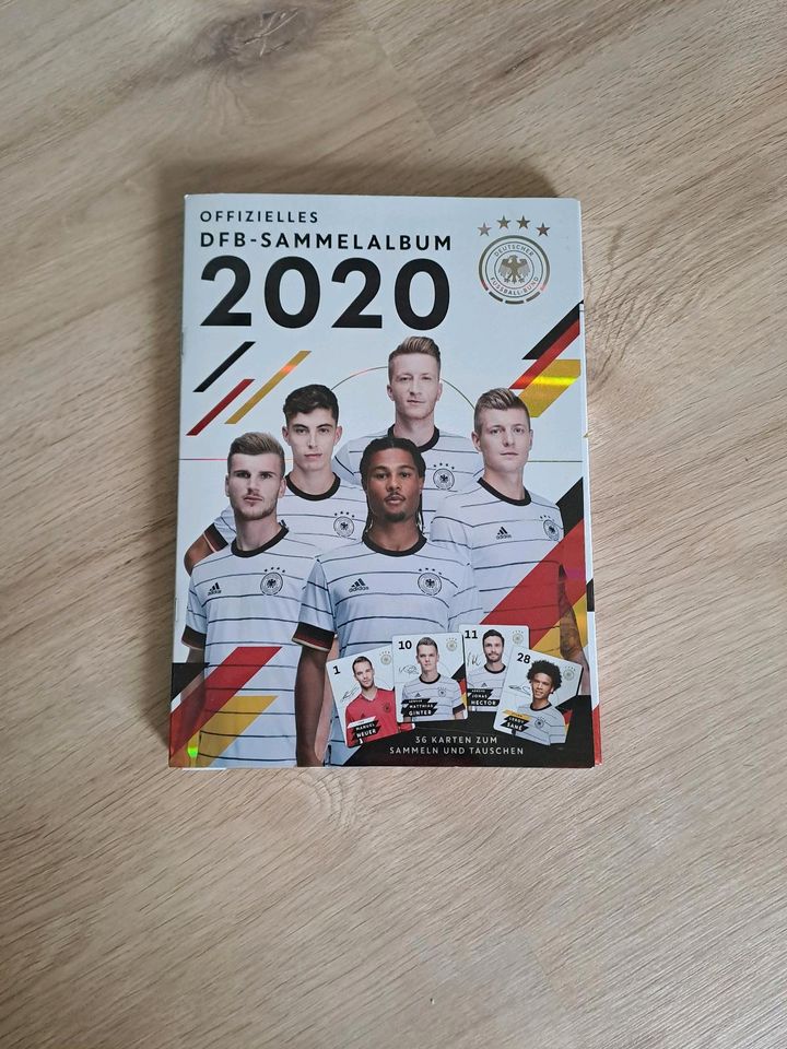 Sammelalbum DFB 2020 in Niederwerth