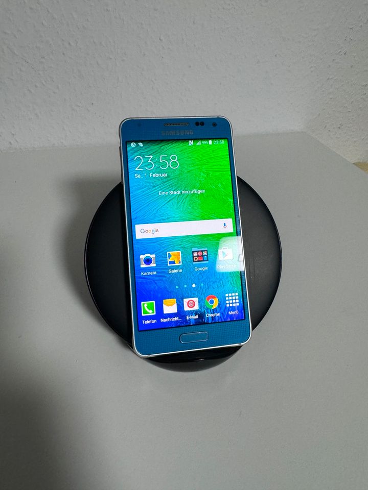 Samsung Galaxy Alpha 32 GB - Blau - Gebraucht in Oer-Erkenschwick