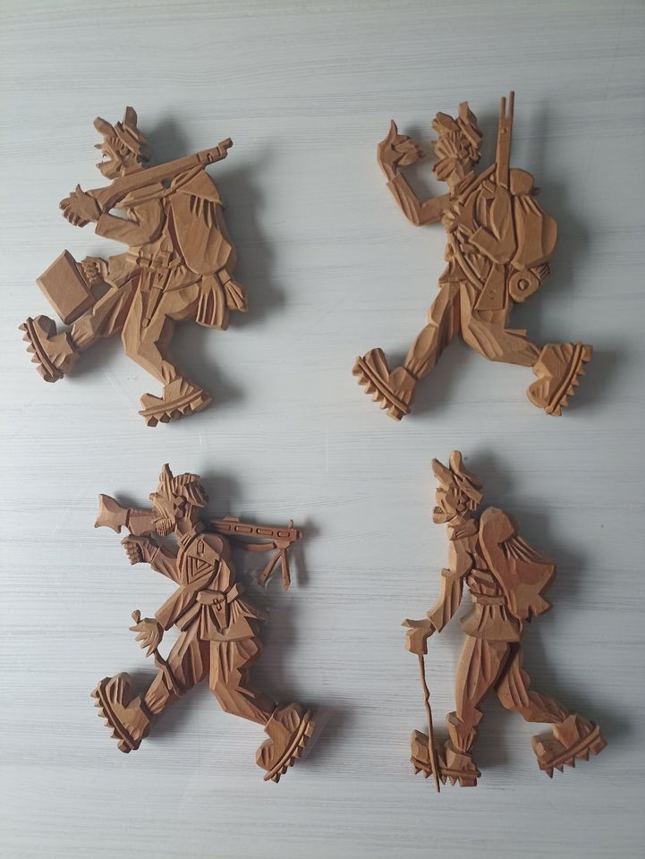 Holzschnitzfiguren in Marl