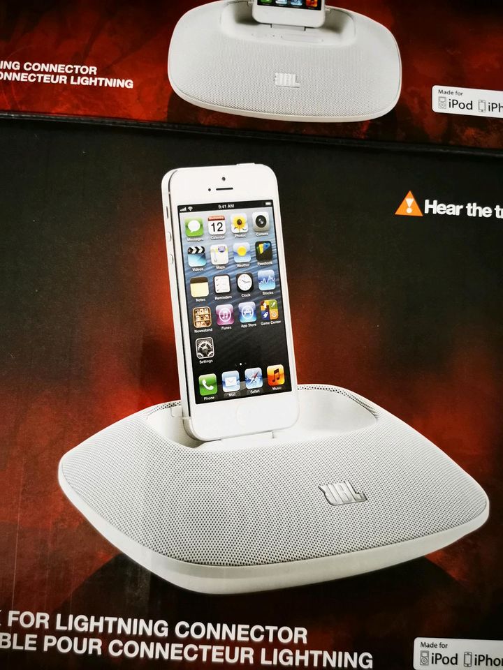 JBL Musikbox für IPhone 5 in Schrozberg