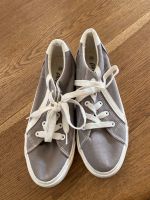 Gr 38 sneakers wie Vans canvasschuhe Chucks Leinenschuhe Nordrhein-Westfalen - Solingen Vorschau