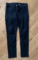 H&M Schwarze Skinny Jeans 30 neu Brandenburg - Luckenwalde Vorschau