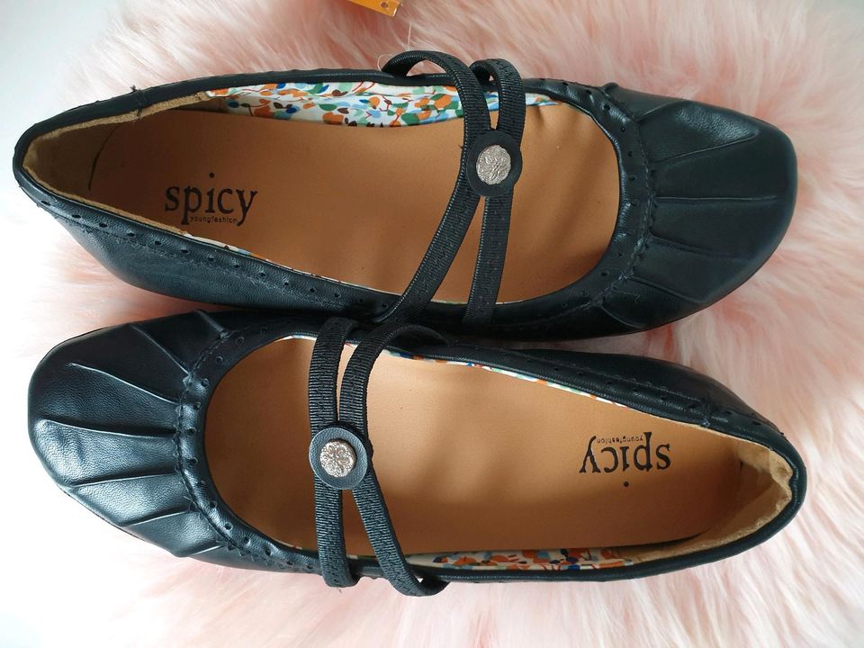 ☆ NEUE BALLERINAS ☆ SCHWARZ ☆ GR.41 ☆ SPICY  ☆ SCHUHE ☆ TAMARIS ☆ in Wees