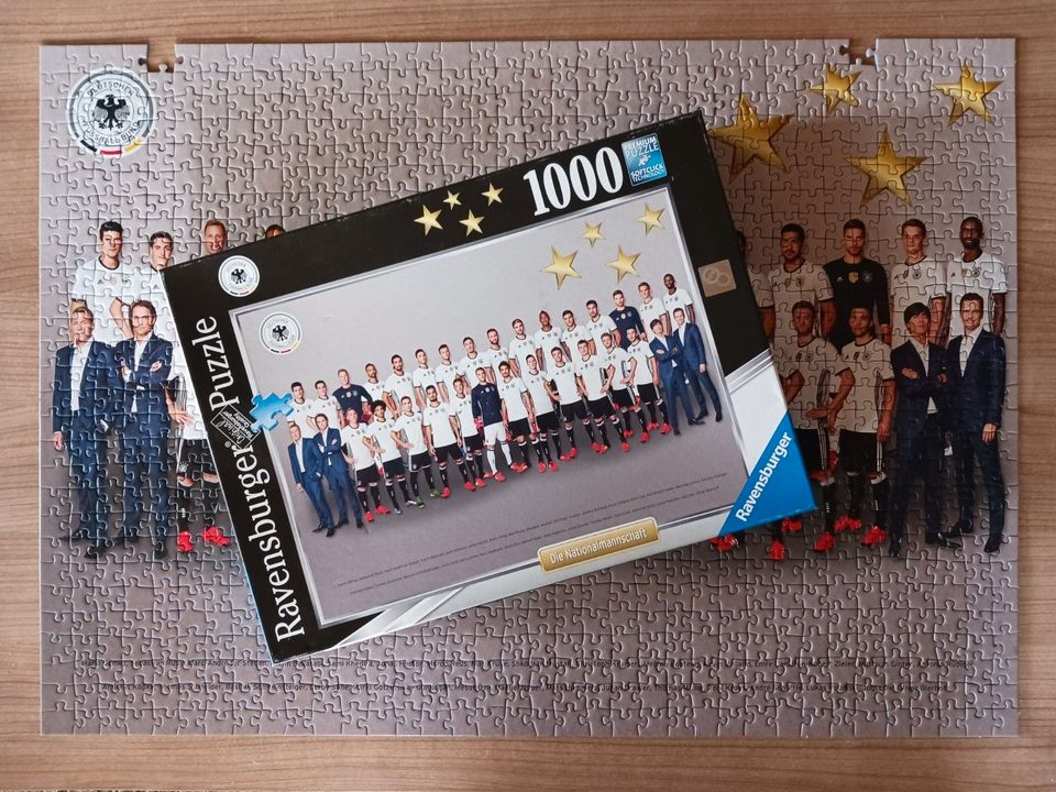 Ravensburger Puzzle 1000 Teile DFB Fußball Mannschaft in Solingen