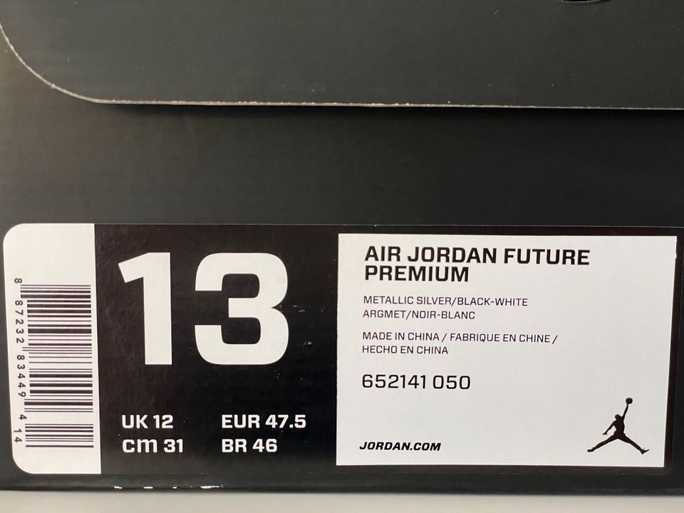 Nike Air Jordan Future Premium Metallic Silver US 13 / EUR 47,5 in Berlin