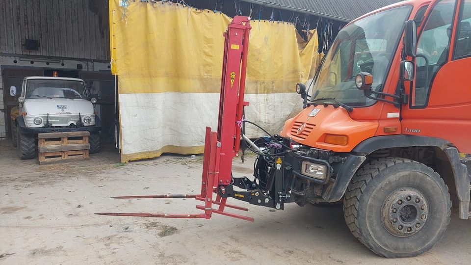 Unimog Frontkraftheber Hydraulik Lesnik PU26 Anbau-Platte Mwst. in Büchen