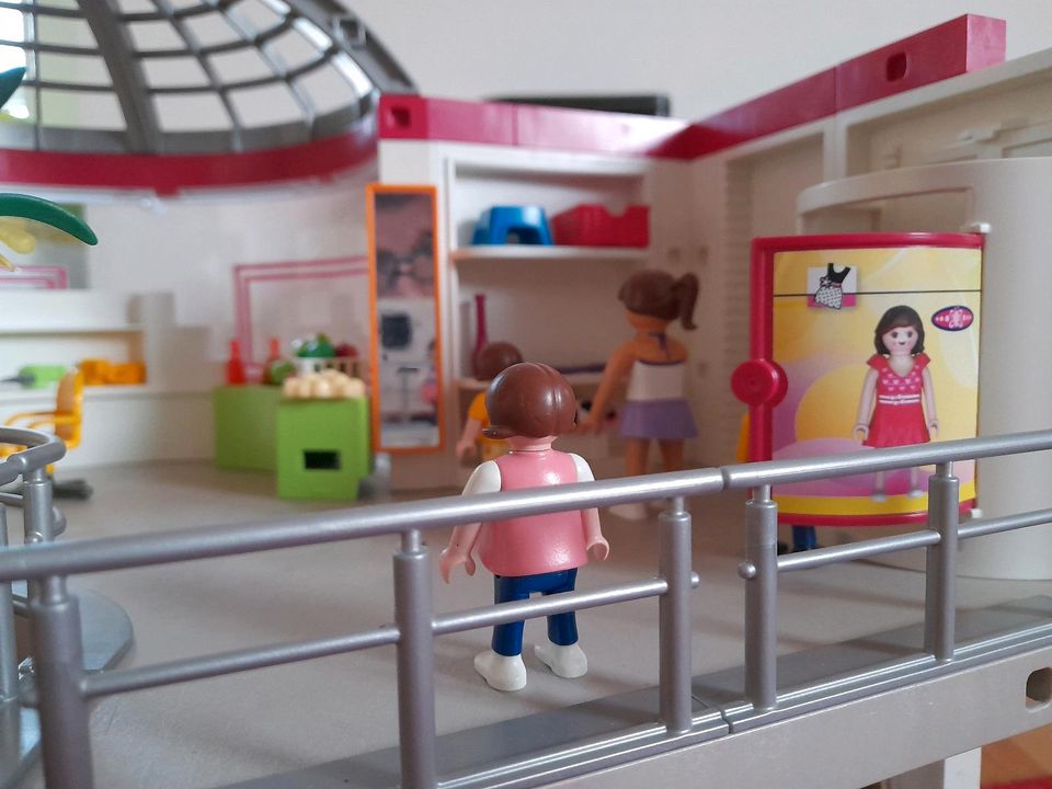 Playmobil Einkaufszentrum/Shoppingcenter in Neuenstein