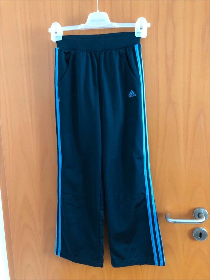 Adidas blauer Sport Jogging Anzug Gr. 140 / US S  neu in Wittingen