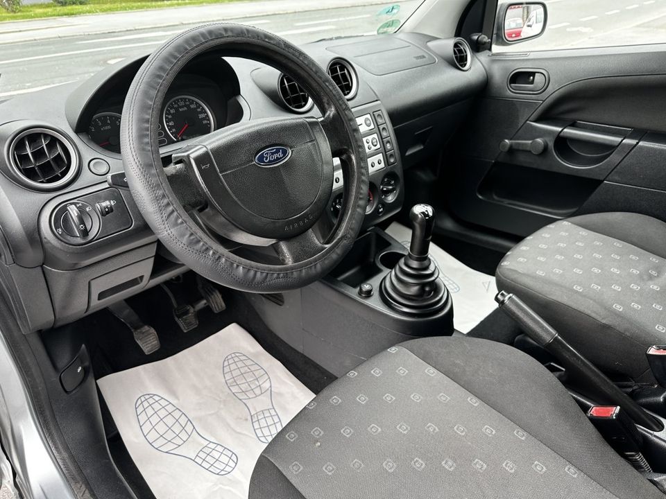 Ford Fiesta MK6 1.3 TÜV 03/25 in Dortmund