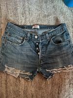 Levi’s Shorts Niedersachsen - Celle Vorschau