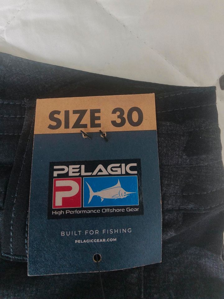 Pelagic Anglerhose/shorts CAMO in Heidelberg