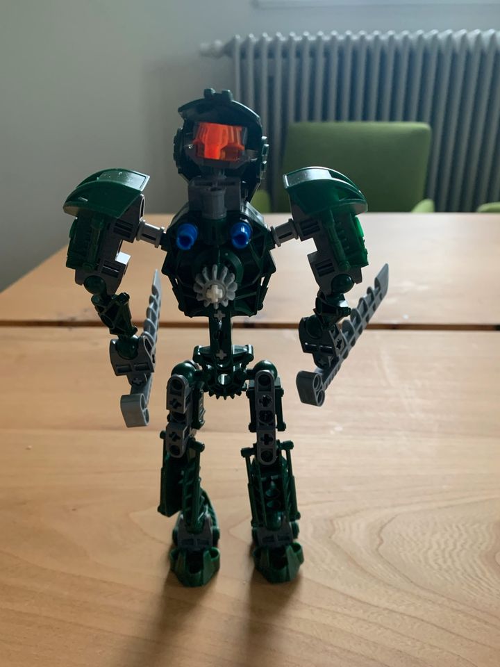 Lego Bionicle 8605 in Krailling