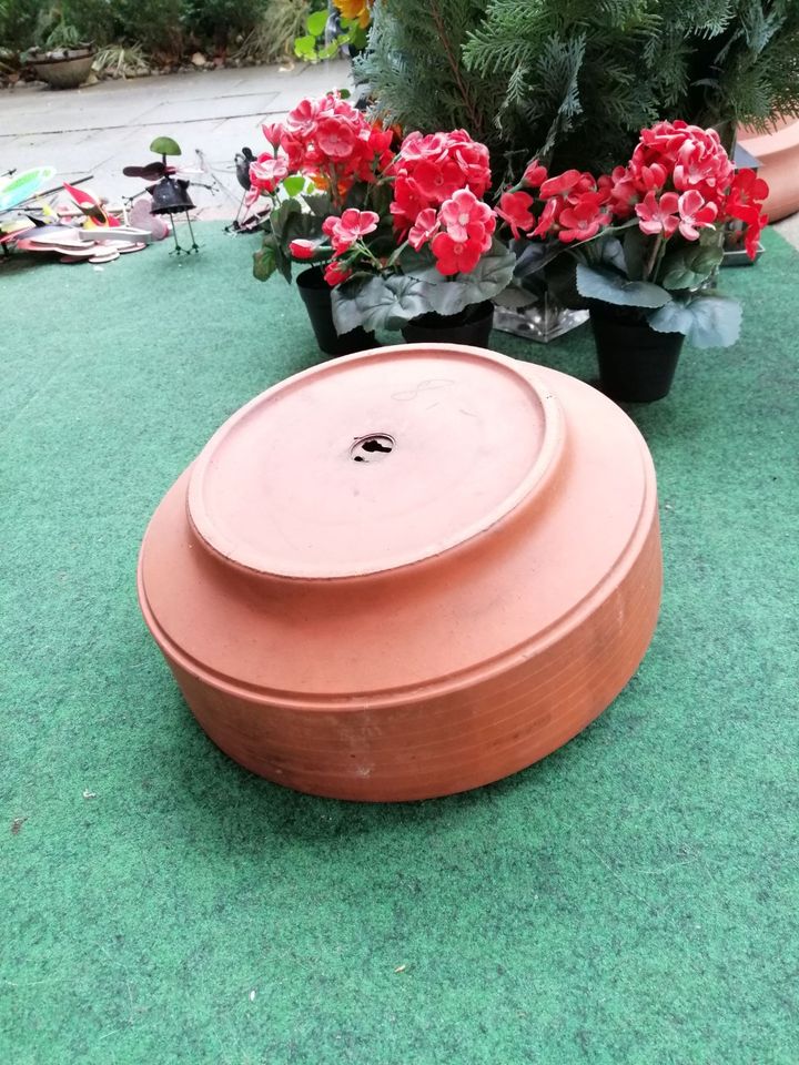 Pflanzschale mit Fuß terracotta Ø 29cm H 11,5cm in München