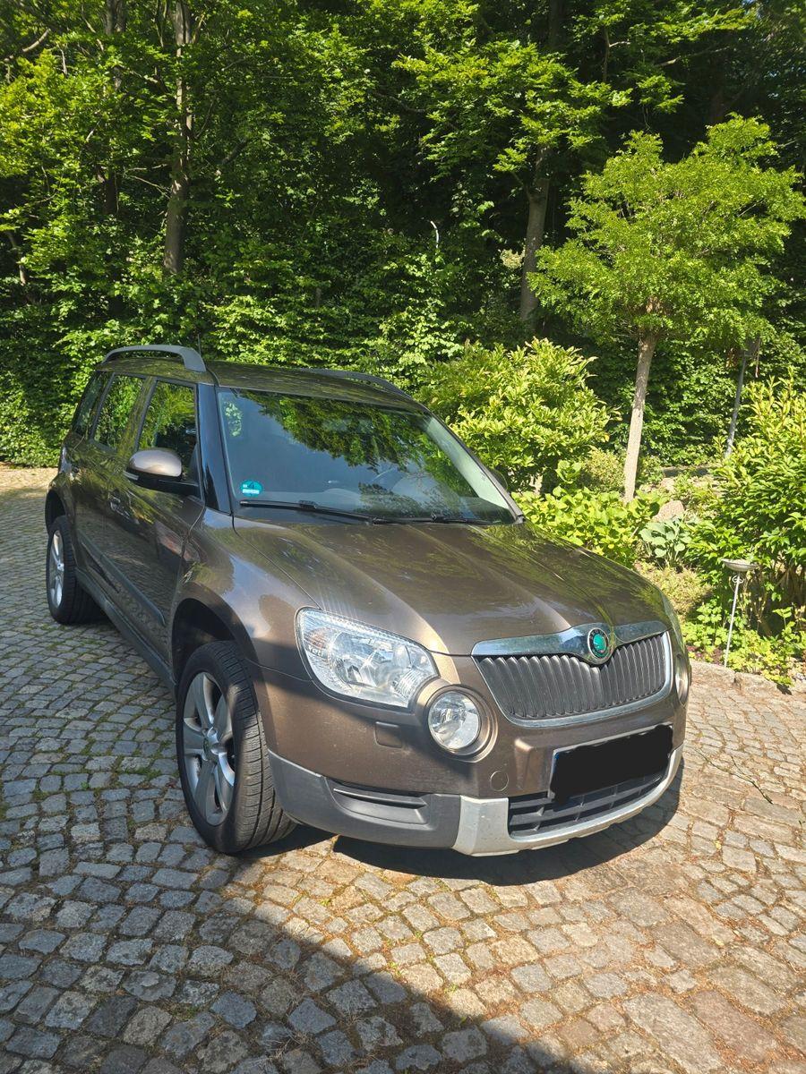 Abbildung des Autos Skoda Yeti 1.2 TSI Ambit…