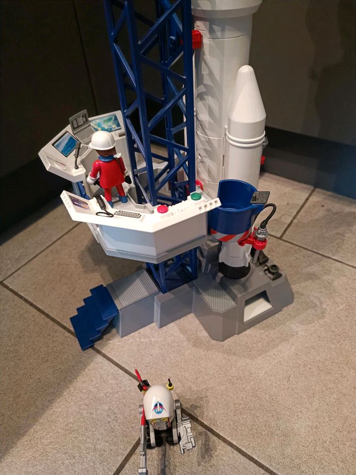 Playmobil 6195 Weltraumrakete mit Basisstation in Egelsbach