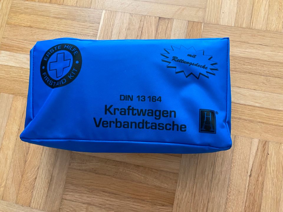 KFZ Verbandtasche in Neu-Isenburg