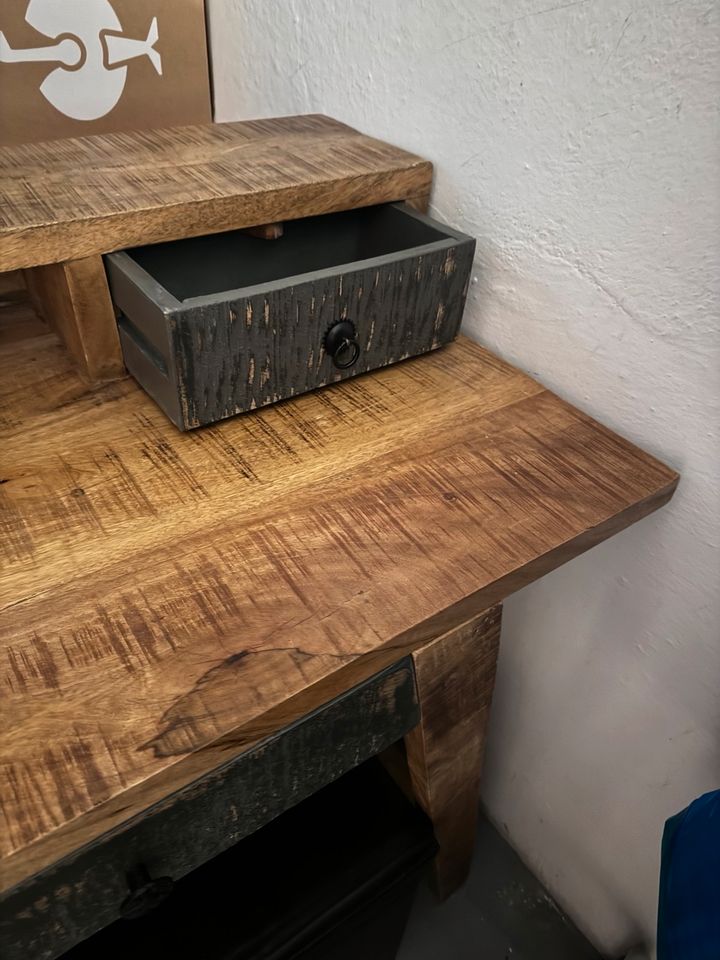 Schreibtisch Holz in Darmstadt