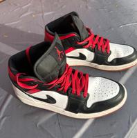 Nike Air Jordan 1 MID Dortmund - Lütgendortmund Vorschau