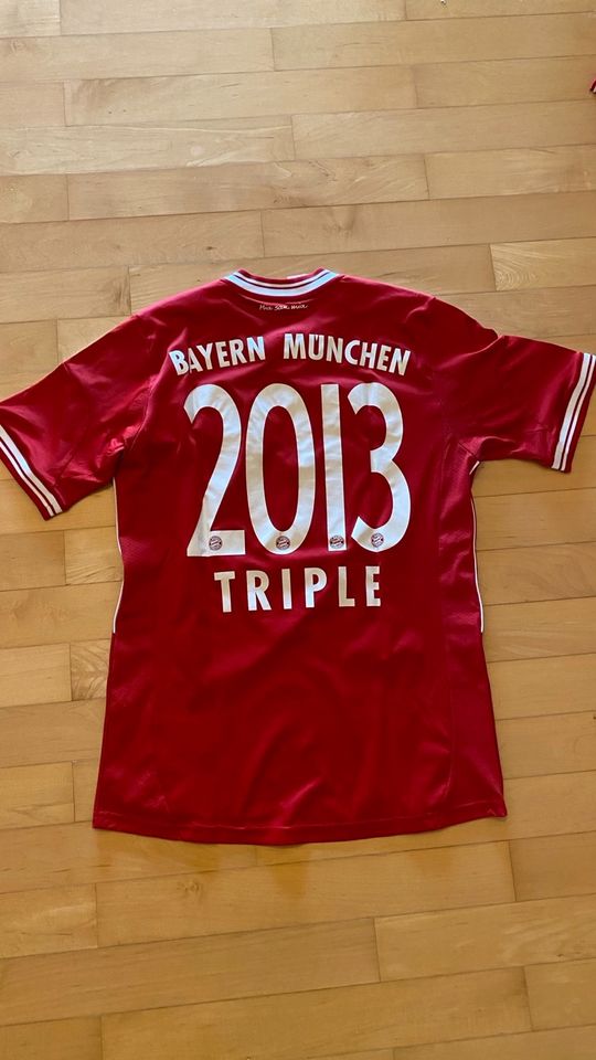 FC Bayern München Trikot Saison 2012/13 Triple Kindergröße 176 in Ingolstadt