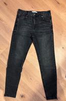 Reserved Denim Jeans Gr 38 M schwarz grau Nordrhein-Westfalen - Erkelenz Vorschau