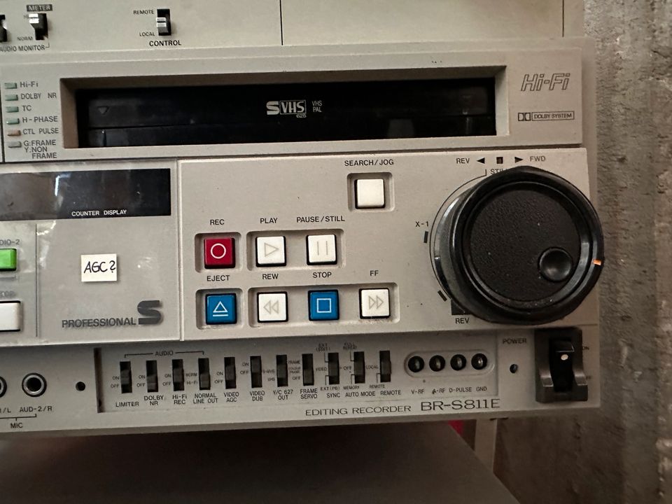 Panasonic AG 7500EG AG 7510E JVC BR S811E Video Cassette Recorder in Frankfurt am Main