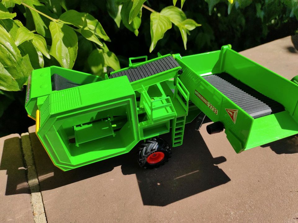 Siku Farmer 1:32 Modelle Set Kartoffeln Roder Fendt Rübenanhänger in Bielefeld