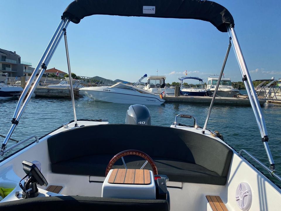 Motorboot mit 40 Ps Yamaha ,Sportboot,Angelboot ,Spazierboot , in Viersen