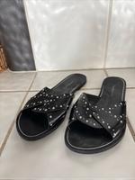 Bershka Schlappen Sandalen Slipper 38 Bayern - Schrobenhausen Vorschau