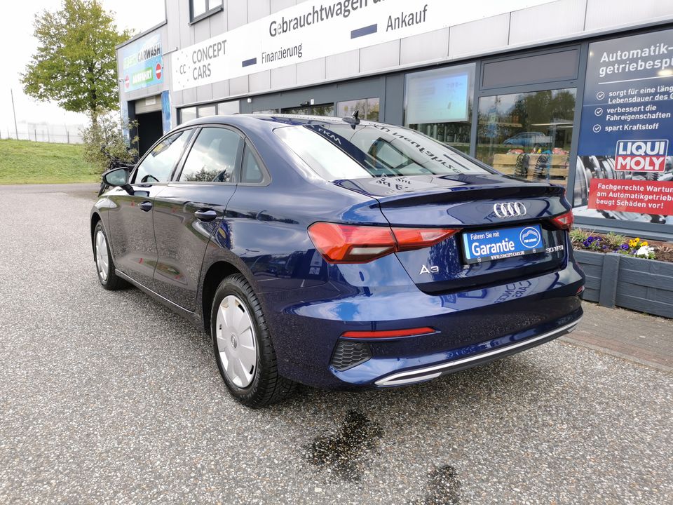 Audi A3 Limousine 30 TFSI Advanced in Geilenkirchen