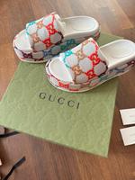 Gucci psychedelic mini gg multicolor flat sandals Nordrhein-Westfalen - Hürth Vorschau
