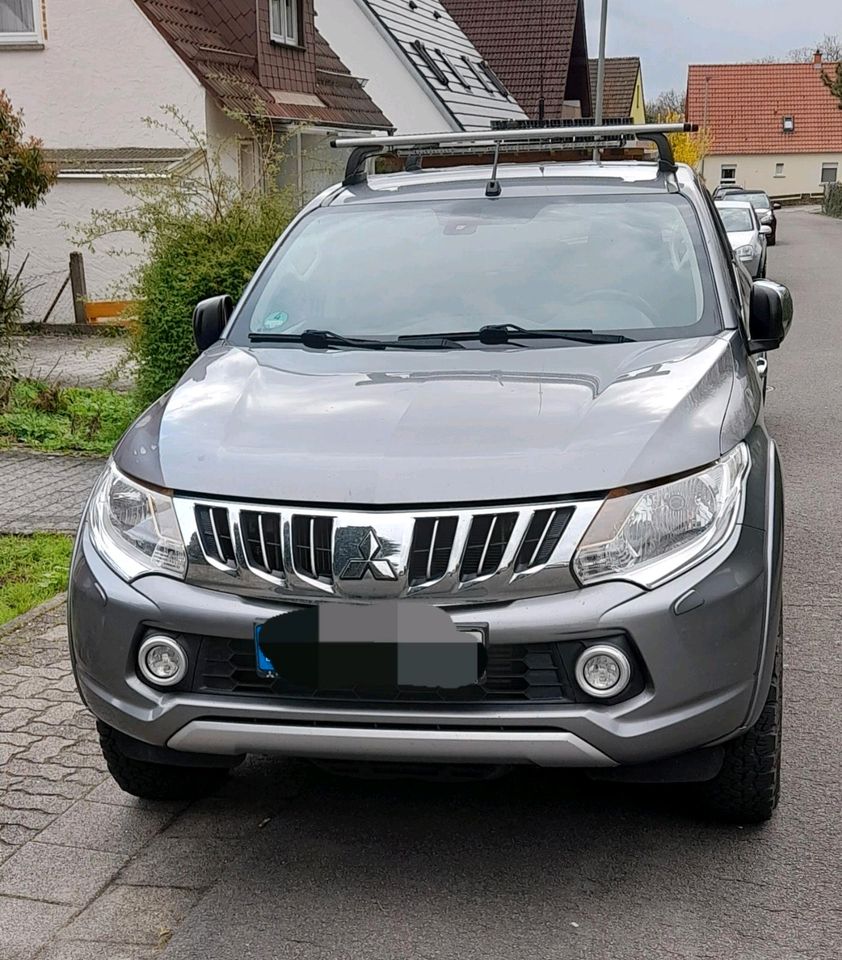 Mitsubishi L200 in Frankweiler