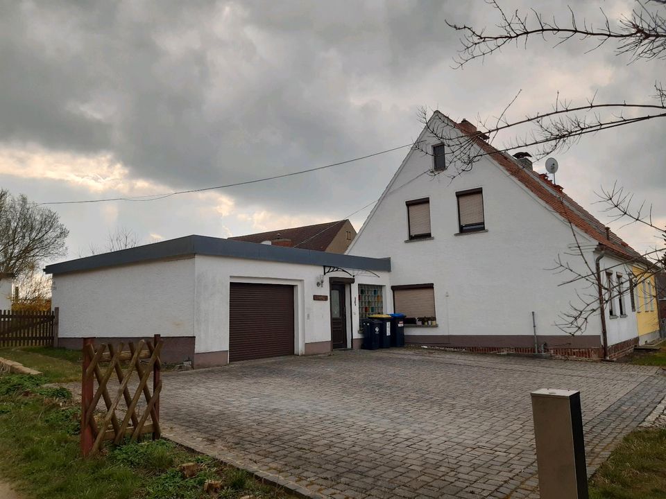 Doppelhaushälfte in Schönau-Berzdorf