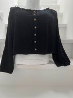 Bershka BSK Top schwarz Gr. M Bluse Crop Süßes Top Zierknöpfe Baden-Württemberg - Leonberg Vorschau